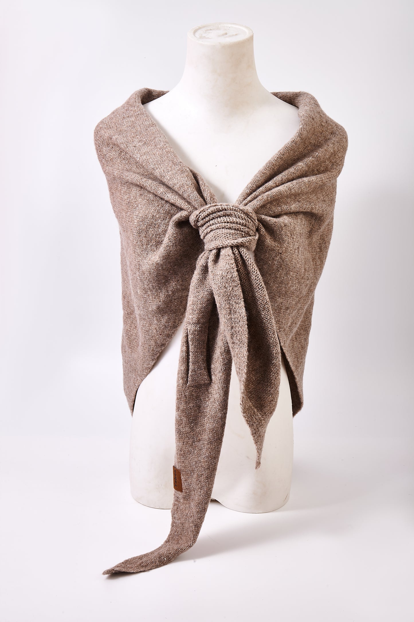 AURISOL — Winter Embrace Shawl